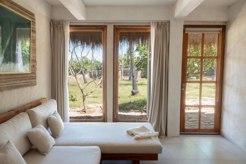 20250425-Rotebeachhouse-385-Edit